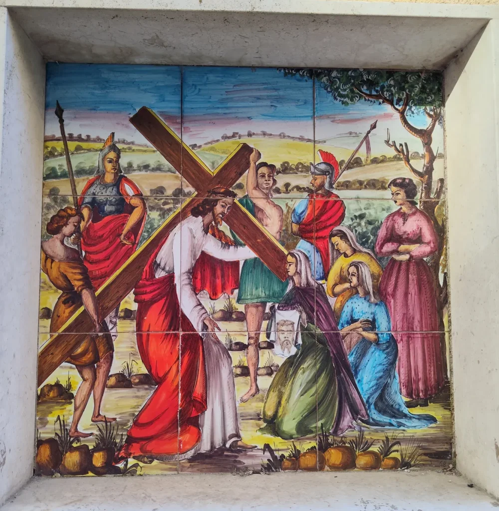 Immagine di listing "Le Maioliche Della Via Crucis": 6Esta