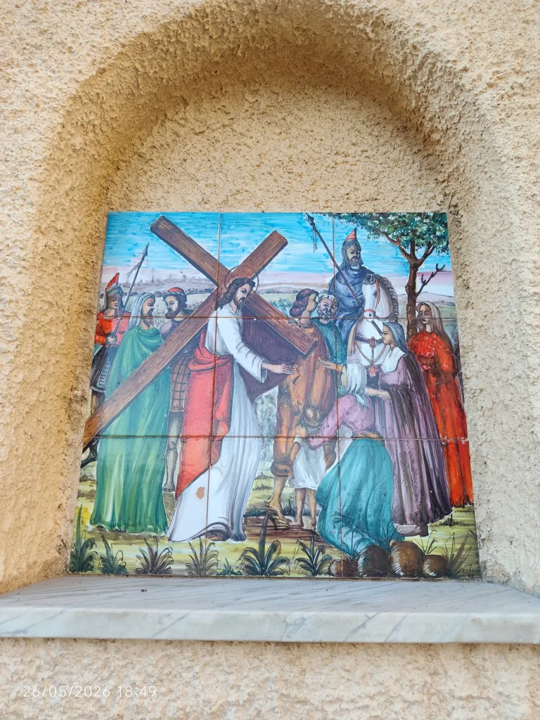 Immagine di listing "Le Maioliche Della Via Crucis": 8Ava
