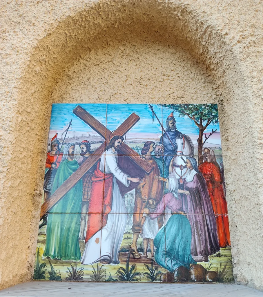 Immagine di listing "Le Maioliche Della Via Crucis": 8Ava