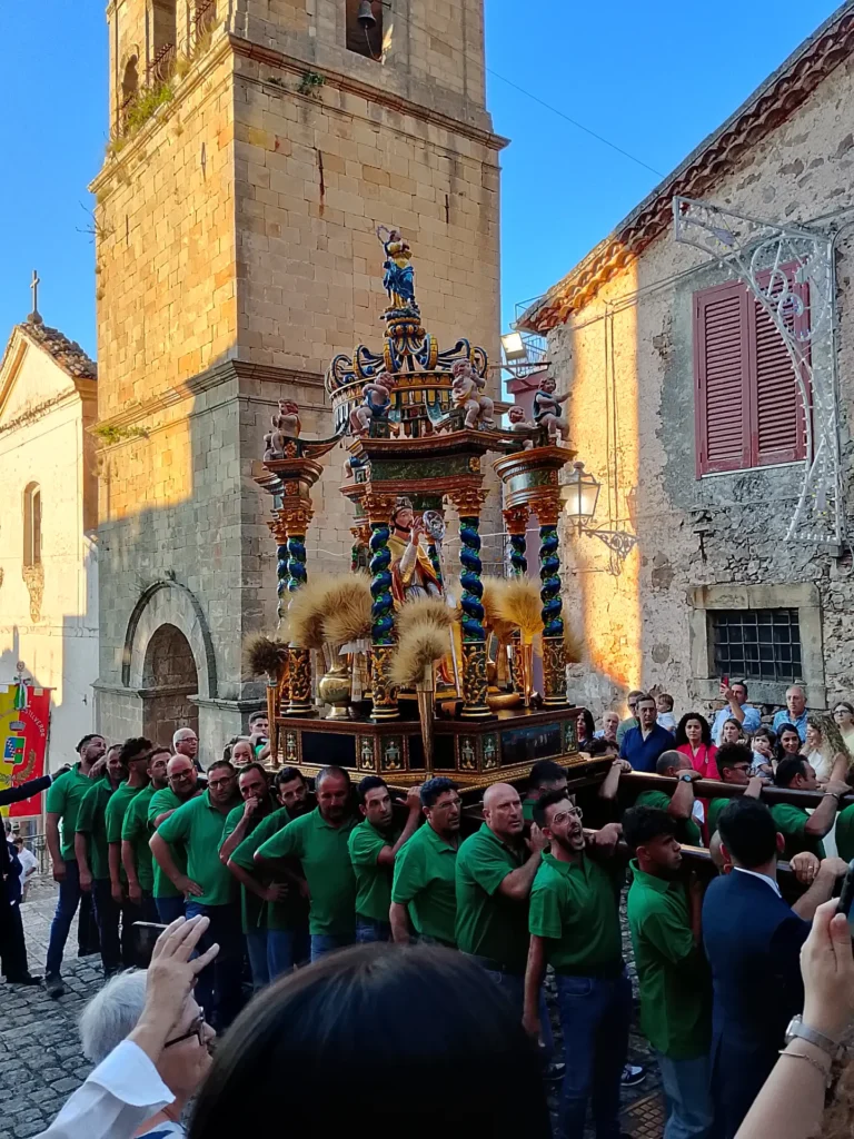 Copia Di A Fera ( Patrizia Daino)(5) Pagina "Tradizioni E Riti Religiosi"
